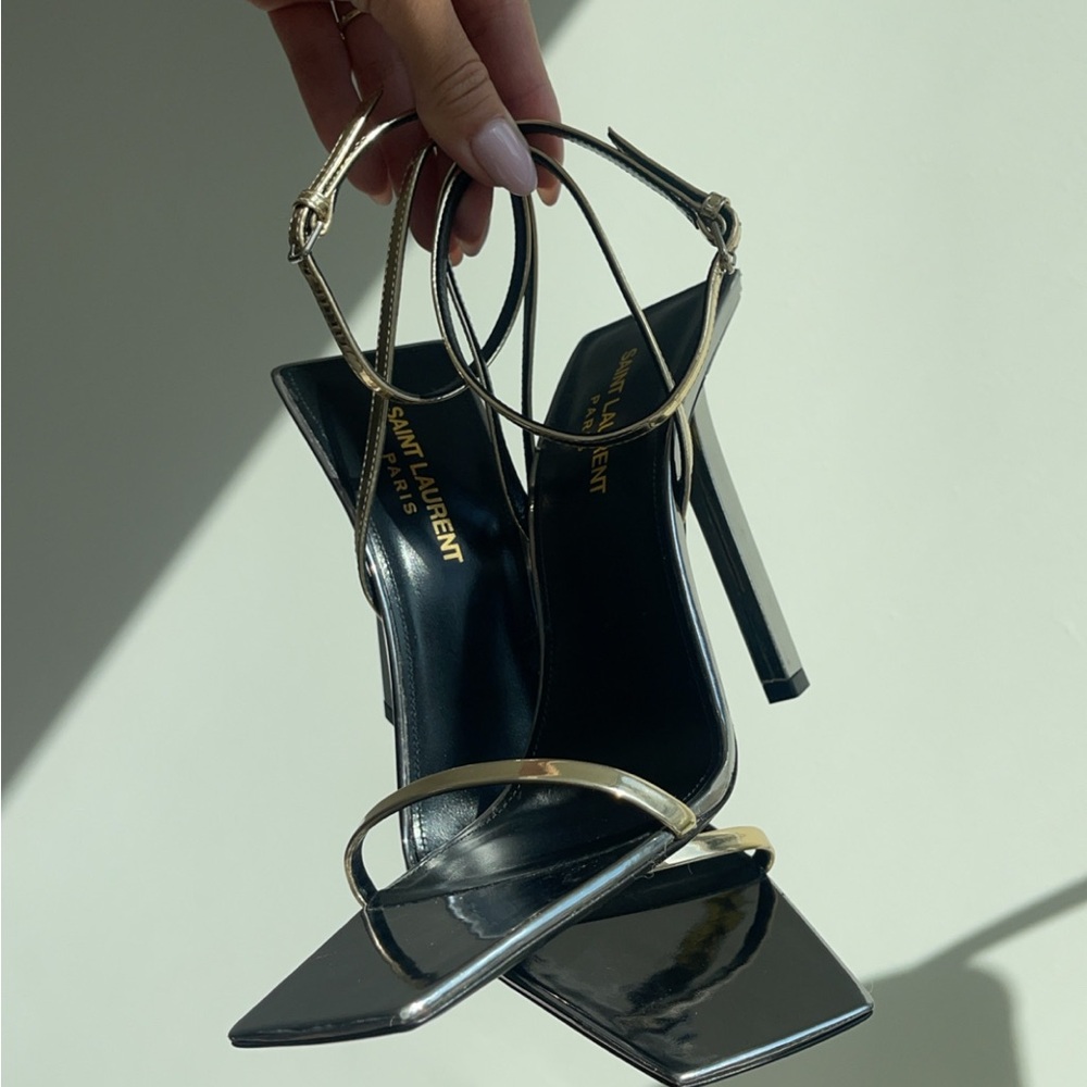 Saint Laurent Women's Black and Gold Heels